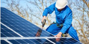 Installation Maintenance Panneaux Solaires Photovoltaïques à Razecueille